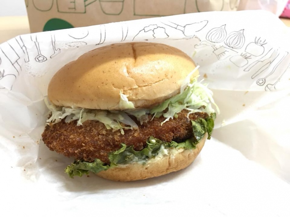 埼玉初の埼玉発モスバーガー「秩父わらじカツバーガー」