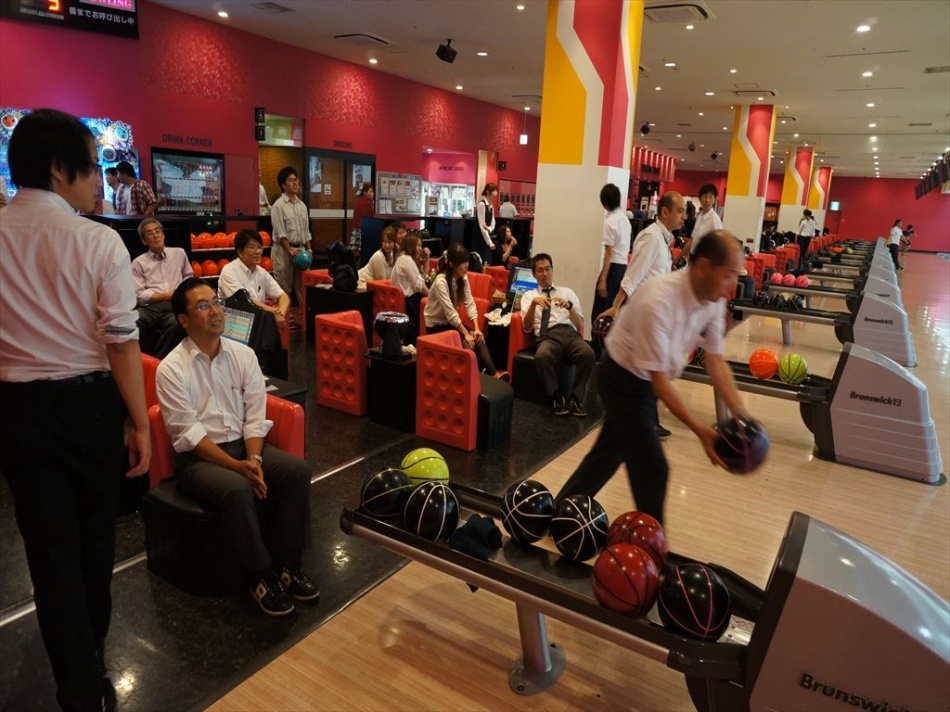 松井産業が管理するアパート入居者は超ラッキー！ボウリング大会