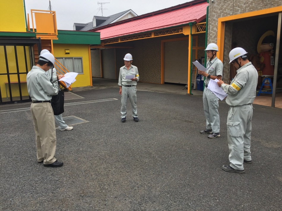 毎週の安全パトロールです。