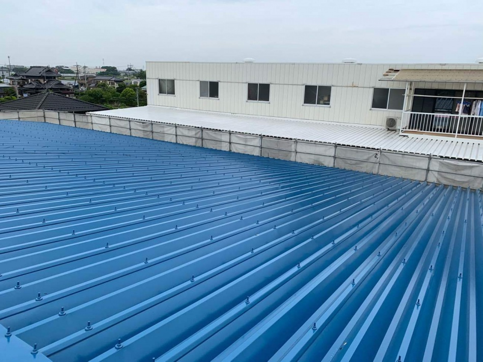北葛飾郡松伏町S様工場は屋根塗装が完了しました。