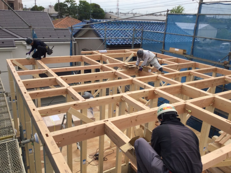 三郷市H様邸ゼッチを超えたゼロセッチバイクガレージのある高性能省エネ住宅上棟!