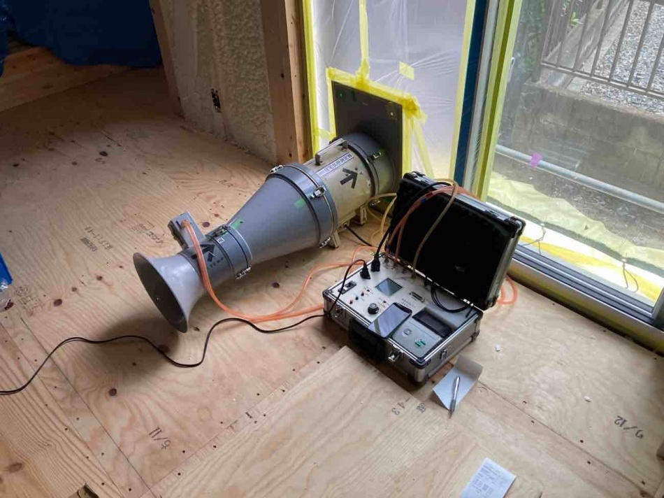 【埼玉県吉川市】N様邸注文住宅新築工事はC値測定を行いました。