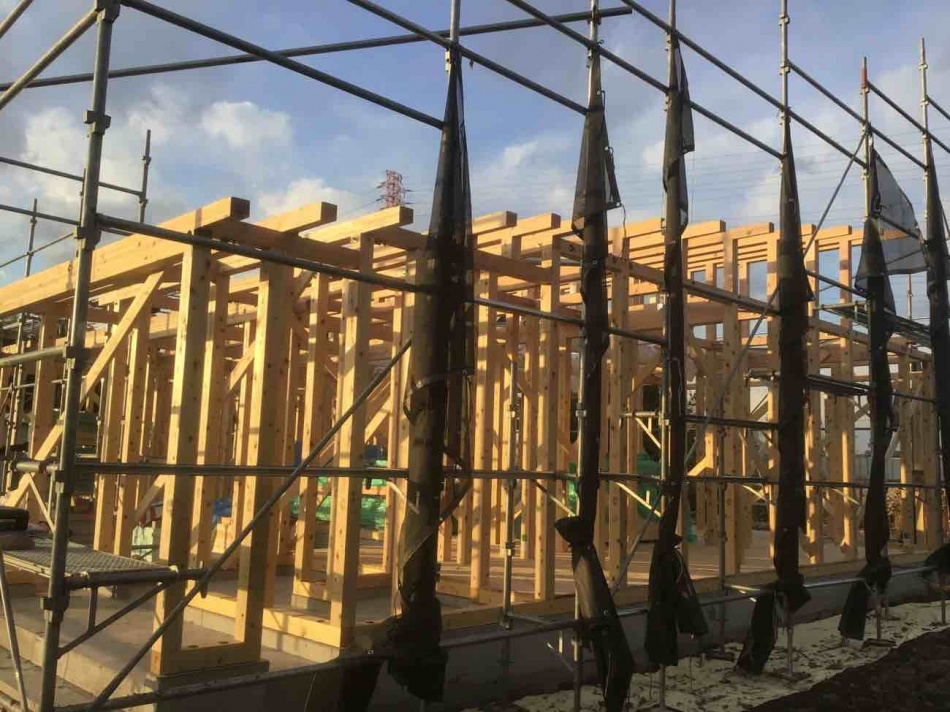 【埼玉県越谷市】N様邸注文住宅新築工事は上棟しました。