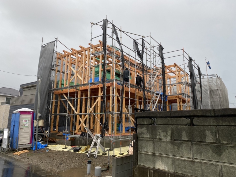 【埼玉県三郷市】N様邸注文住宅新築工事は上棟しました。