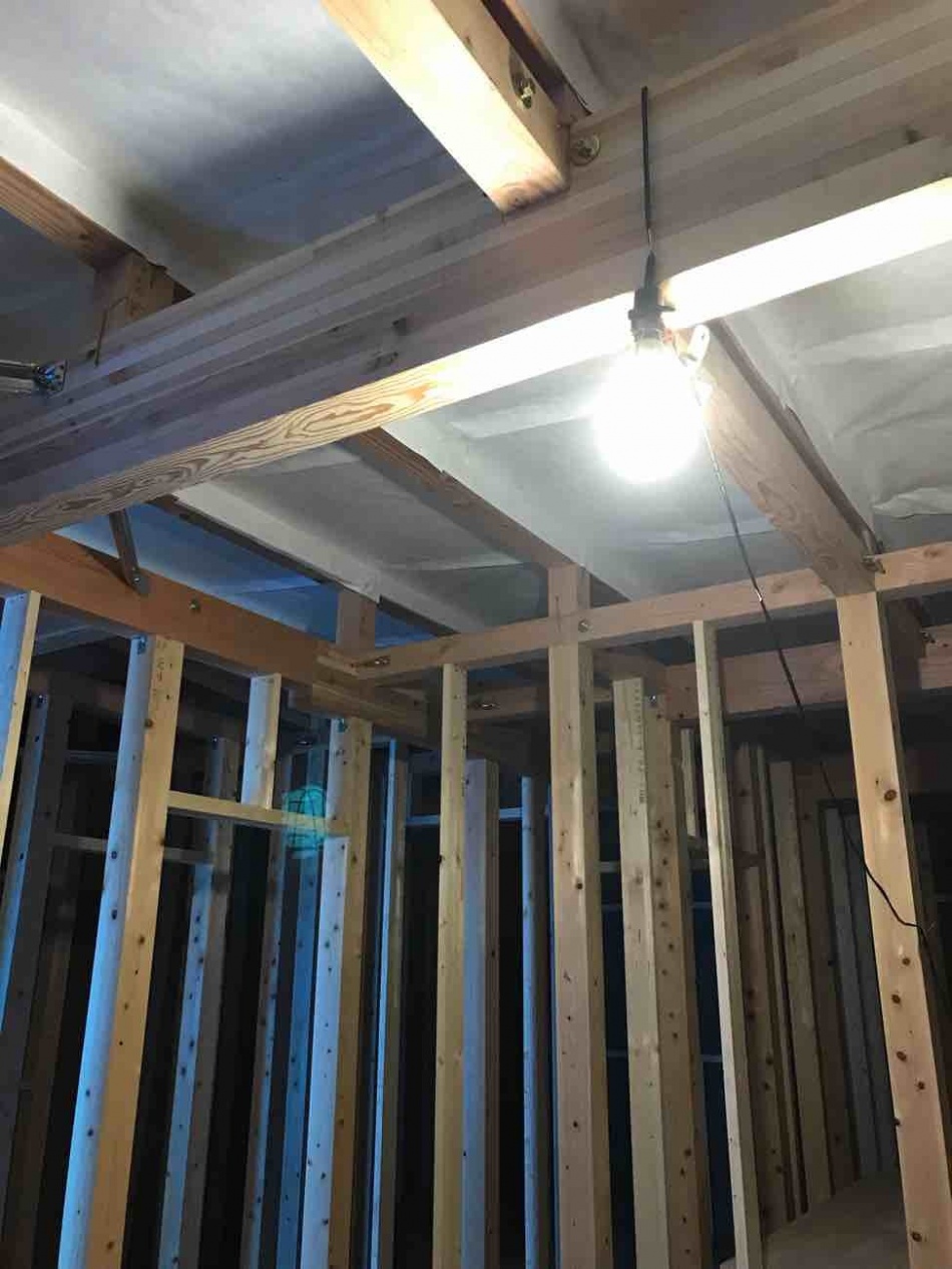 埼玉県三郷市U様邸注文住宅新築工事は小屋裏タイベックシルバー施工です。