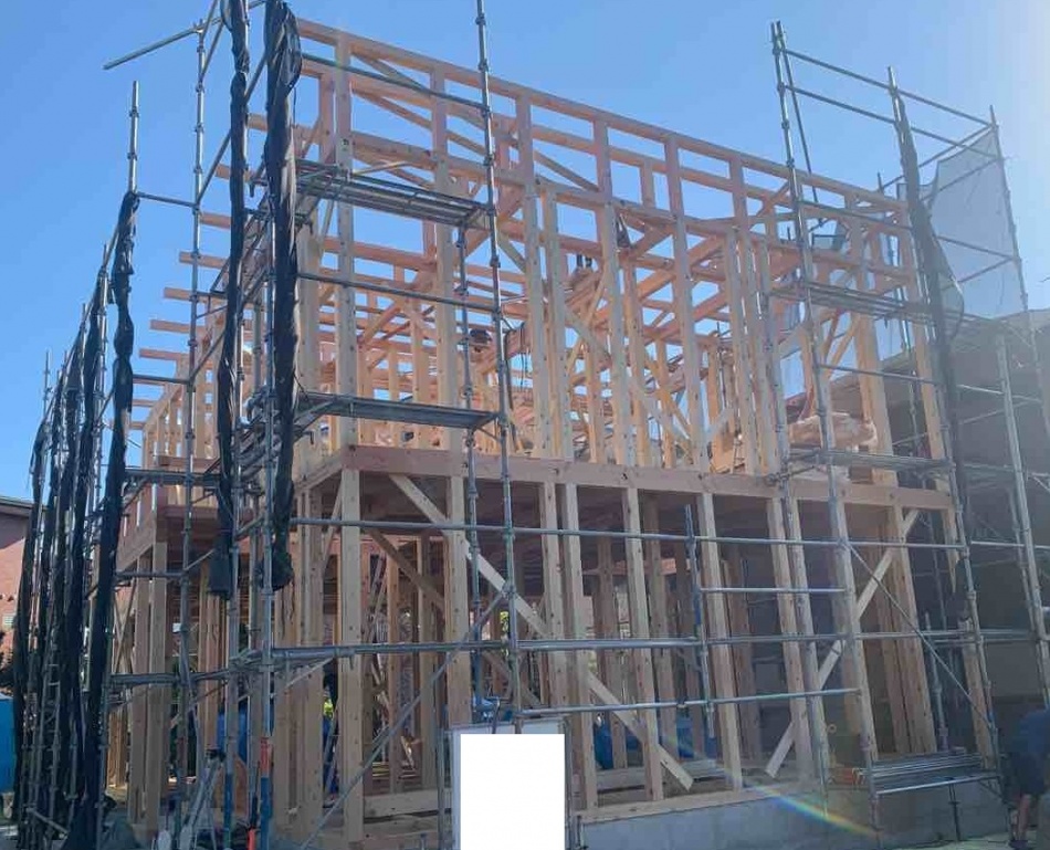 埼玉県吉川市N様邸注文住宅新築工事は上棟しました。