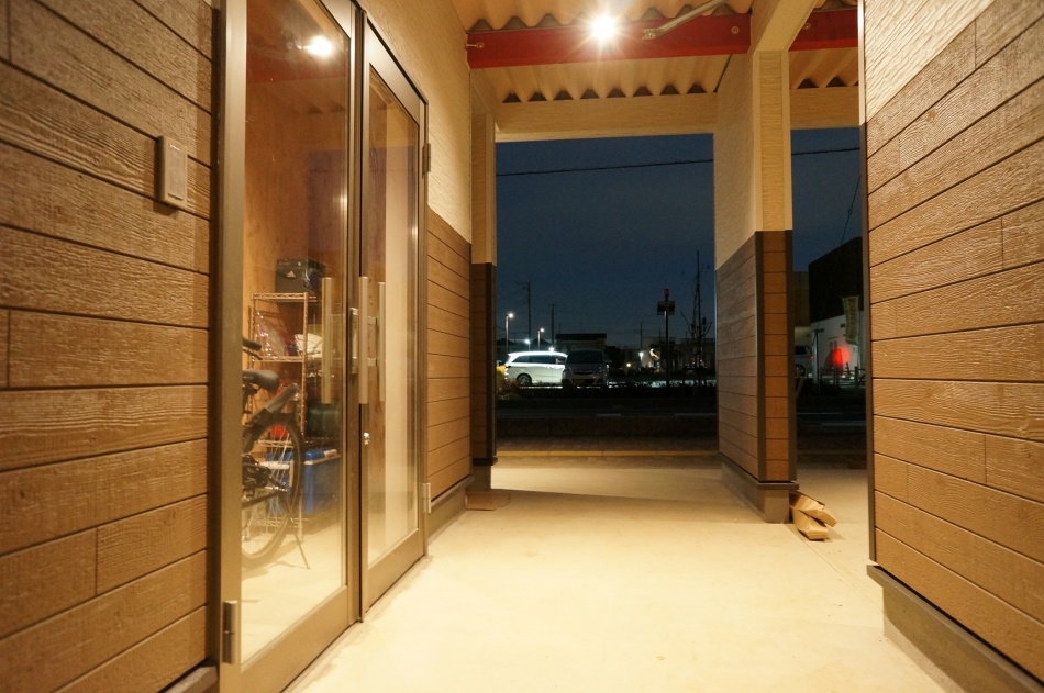 門型ガレージがあると趣味の世界も広がります