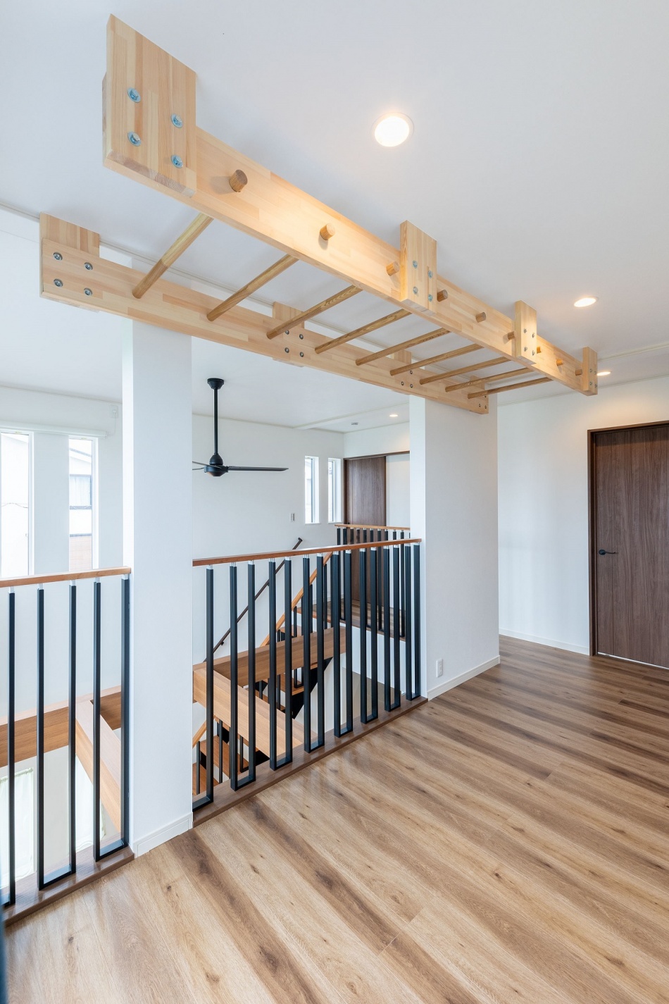 【千葉県松戸市】U様邸注文住宅新築工事ご感想「2階ホールに設置した雲梯」