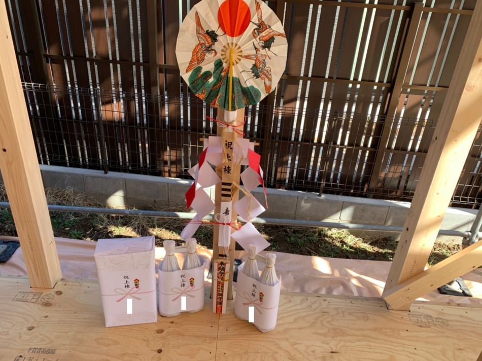 埼玉県越谷市H様邸ガレージハウス注文住宅新築工事は上棟お清めを行いました。