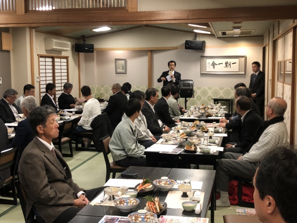 協力業者会の忘年会を行っています。松井産業