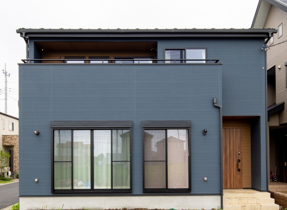 千葉県流山市U様邸吹抜け空間に雲梯の有る家