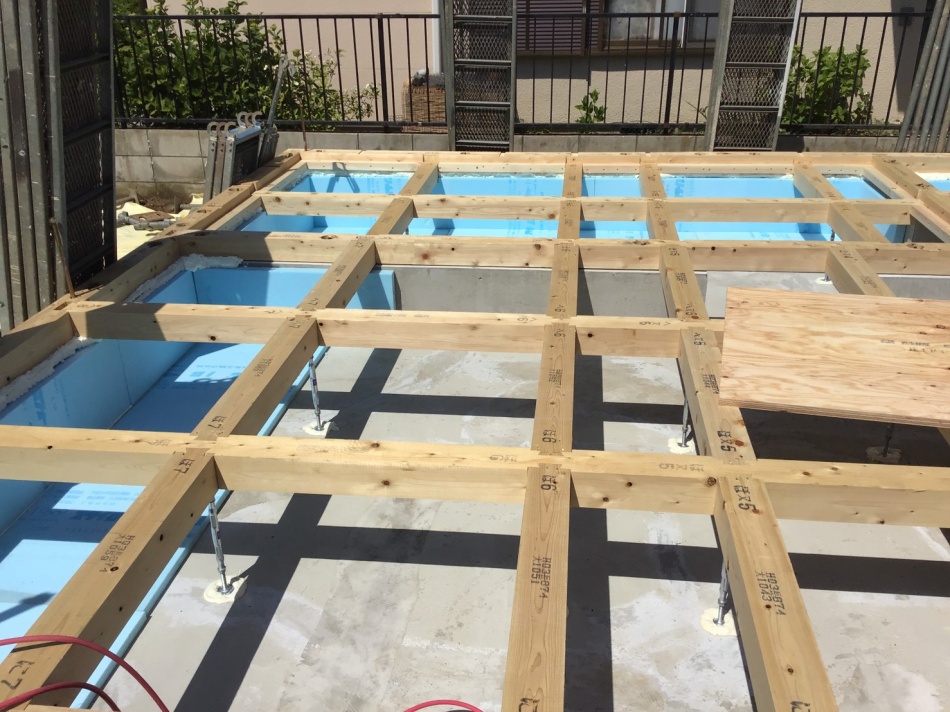 三郷市T様邸は土台引き工事を行いました。松井産業