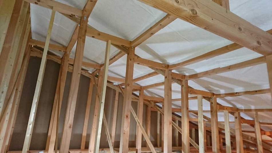 【埼玉県八潮市】O様邸は小屋裏にタイベックシルバーを施工