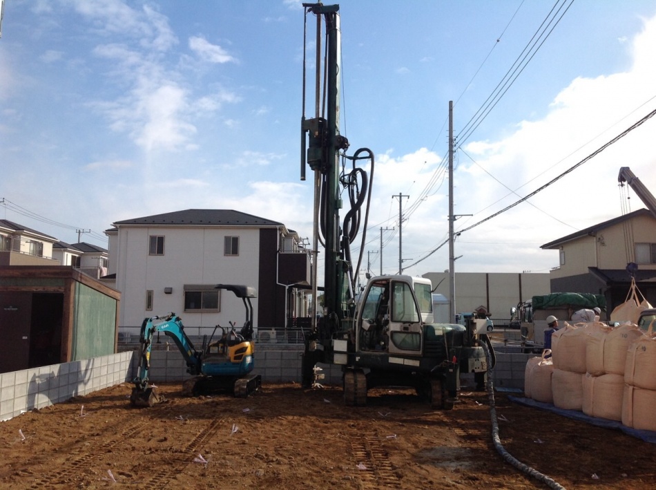 埼玉県三郷市 N様邸の地盤改良工事を行っています。松井産業株式会社 イシンホーム三郷店