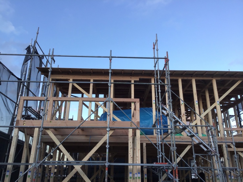 埼玉県越谷市H様邸注文住宅ガレージハウス新築工事は上棟です。