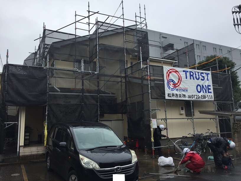 吉川市A様邸外装工事が始まりました。松井産業