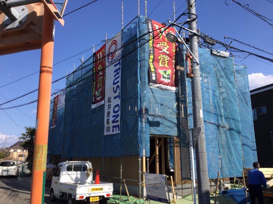 三郷市O様邸子どもをオリンピック選手にするボルダリングのある高性能な省エネ住宅は木工事中です。