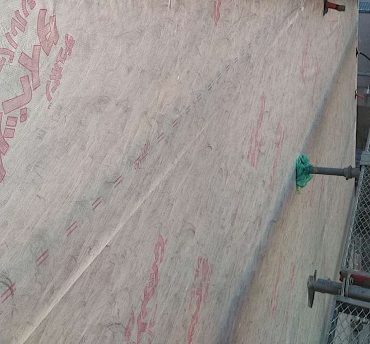 埼玉県吉川市S様邸タイベックシルバーを施工しました。