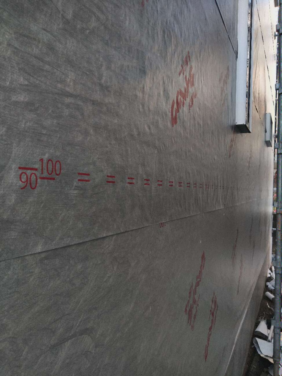 埼玉県吉川市T様邸は外壁タイベックシルバーを施工しました。