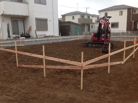 埼玉県三郷市 N様邸の基礎工事を行っています。松井産業株式会社 イシンホーム三郷店