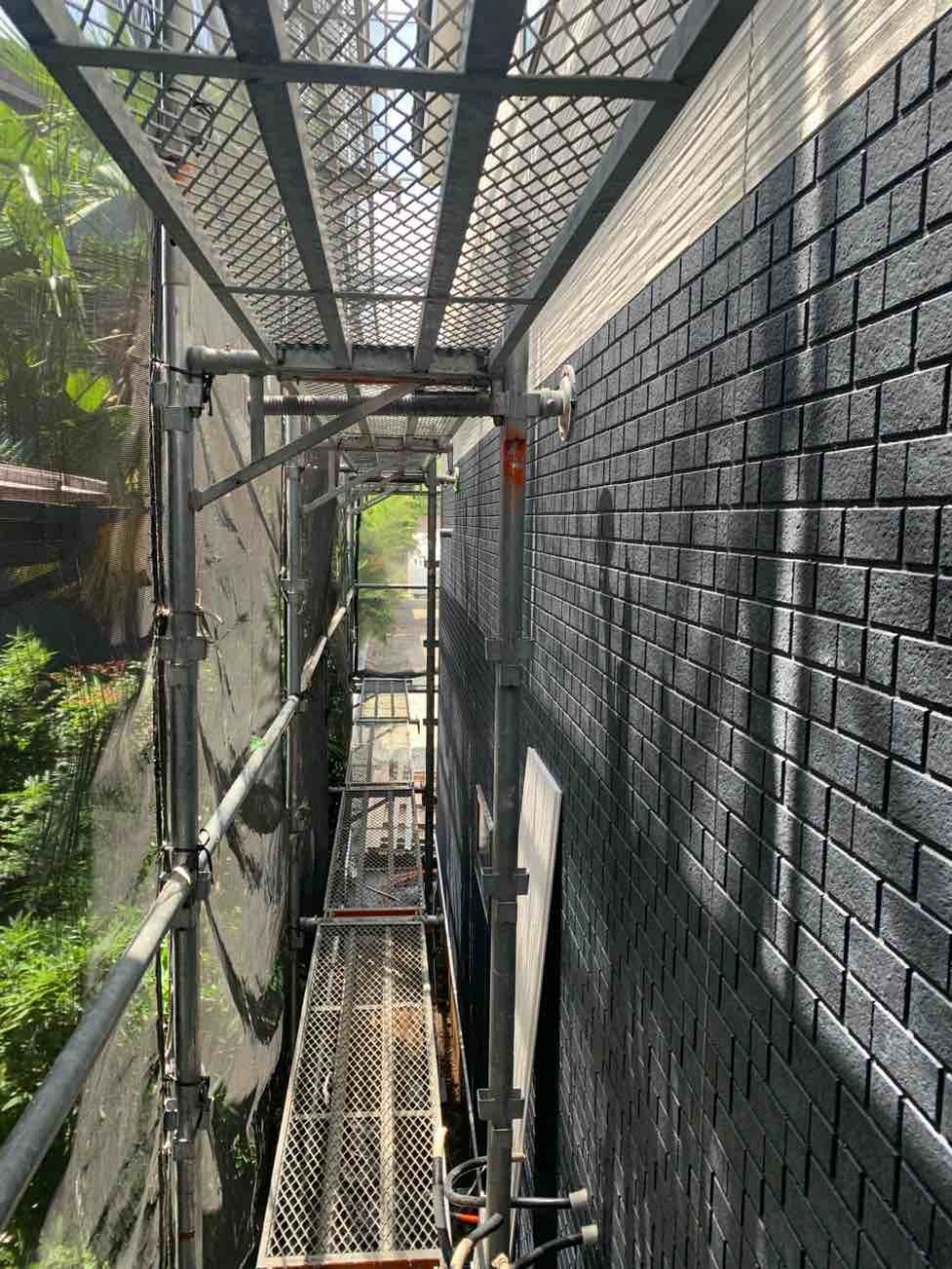 埼玉県三郷市Y様邸新築工事は外壁工事を行っています。