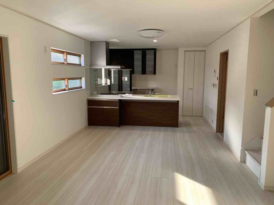 埼玉県三郷市H様邸注文住宅新築工事はクリーニングが完了しました。