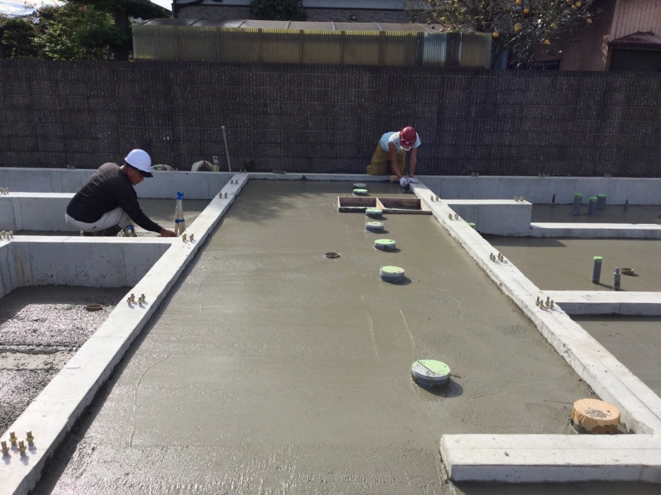 【埼玉県三郷市】O様賃貸住宅は土間コンクリート打設、次はいよいよ躯体の組立を行います。松井産業