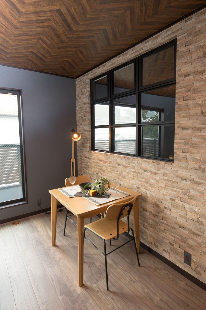 埼玉県三郷市N様邸は在宅ワークにぴったりなスペースがあります。