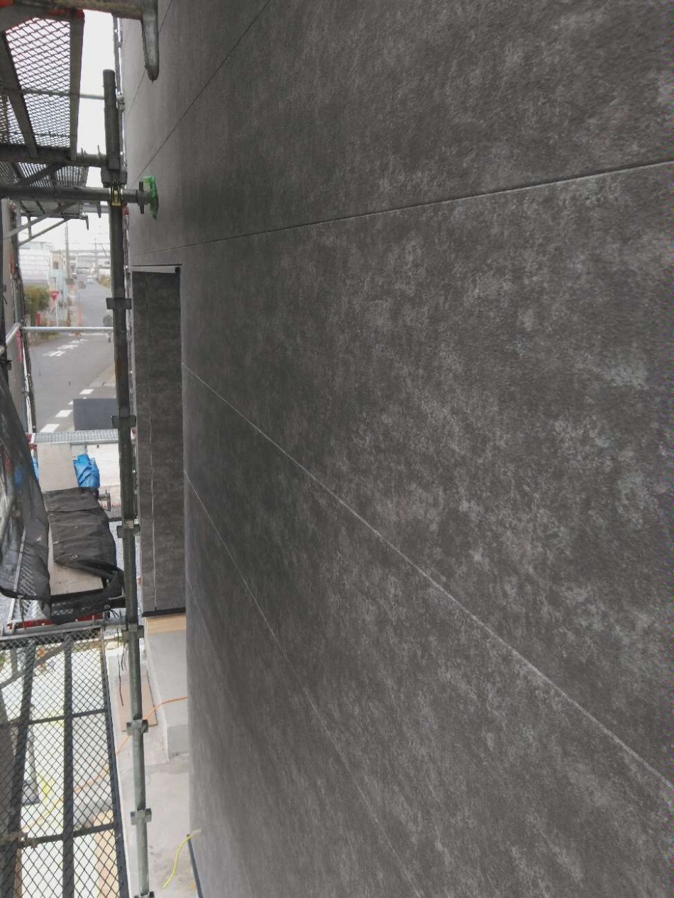 埼玉県三郷市N様邸注文住宅新築工事は外壁サイデイング工事を行いました。