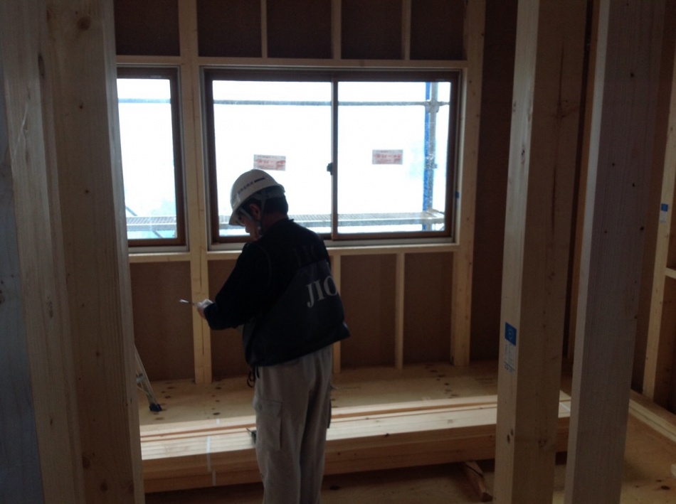 【埼玉県三郷市】K様邸は検査機関の構造検査を受け合格、遮熱シートであるタイベックシルバー張りを行っています。松井産業 イシンホーム三郷店