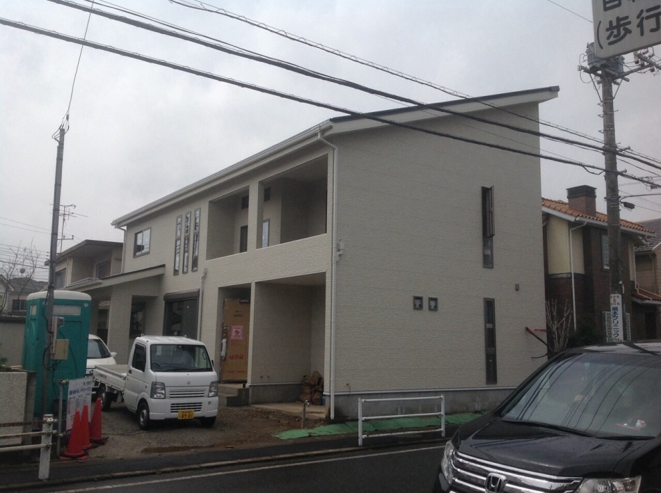 【千葉県柏市】高性能で高気密高断熱な省エネ住宅T様邸新築工事は足場が外れて外観がわかるようになりました。松井産業株式会社 イシンホーム三郷店