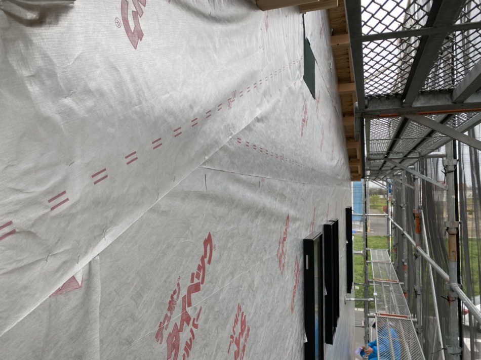 千葉県流山市U様邸注文住宅新築工事は外壁タイベックシルバー施工