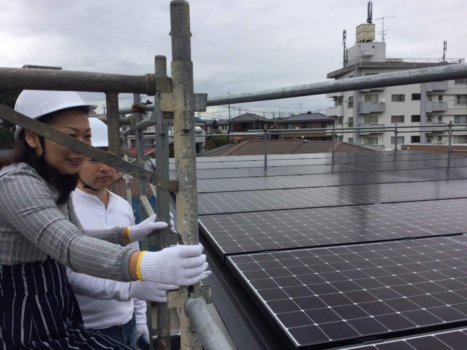 川口市H様邸はお施主様と足場体験です。松井産業