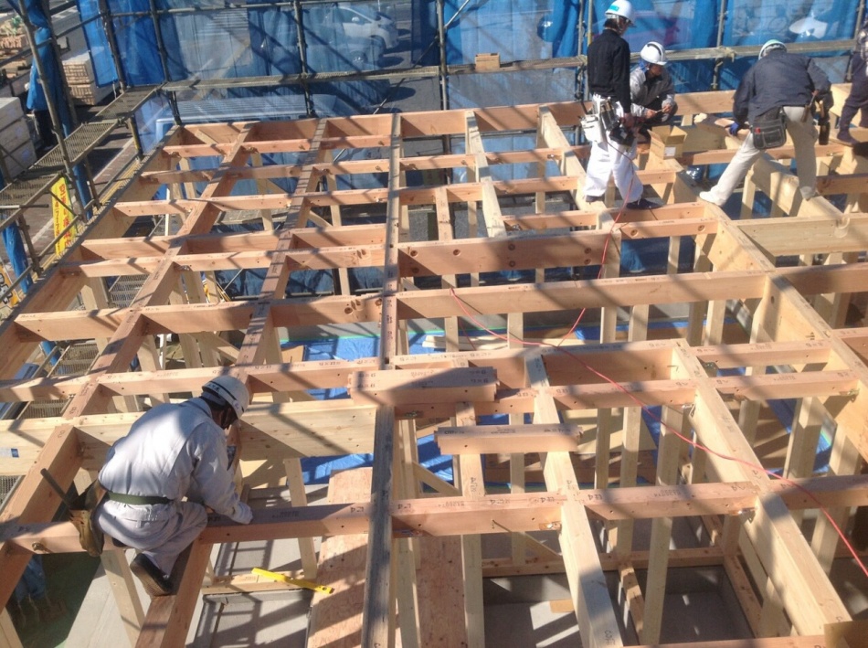 【埼玉県三郷市】W様賃貸ガレージハウスは建て方がはじまりました。松井産業株式会社 イシンホーム三郷店