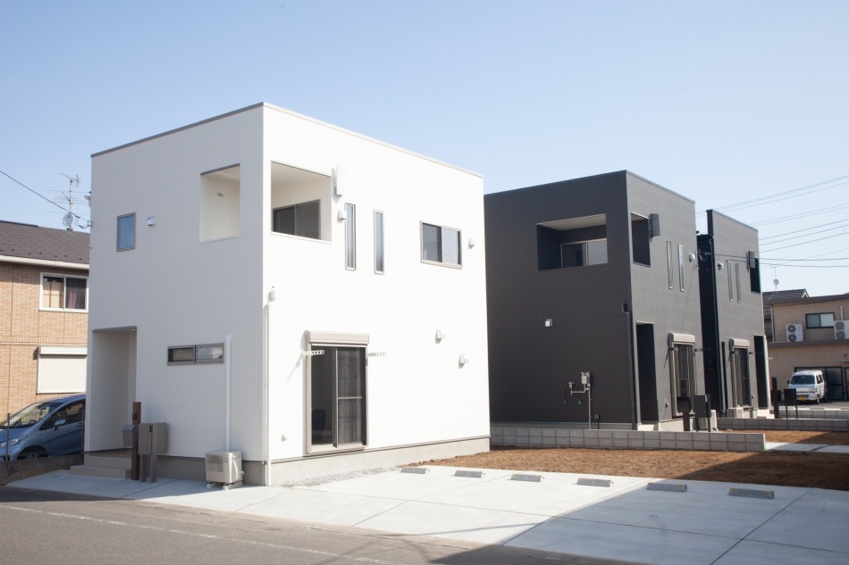 埼玉県三郷市O様邸戸建て賃貸4棟新築工事は完成見学会を行います。