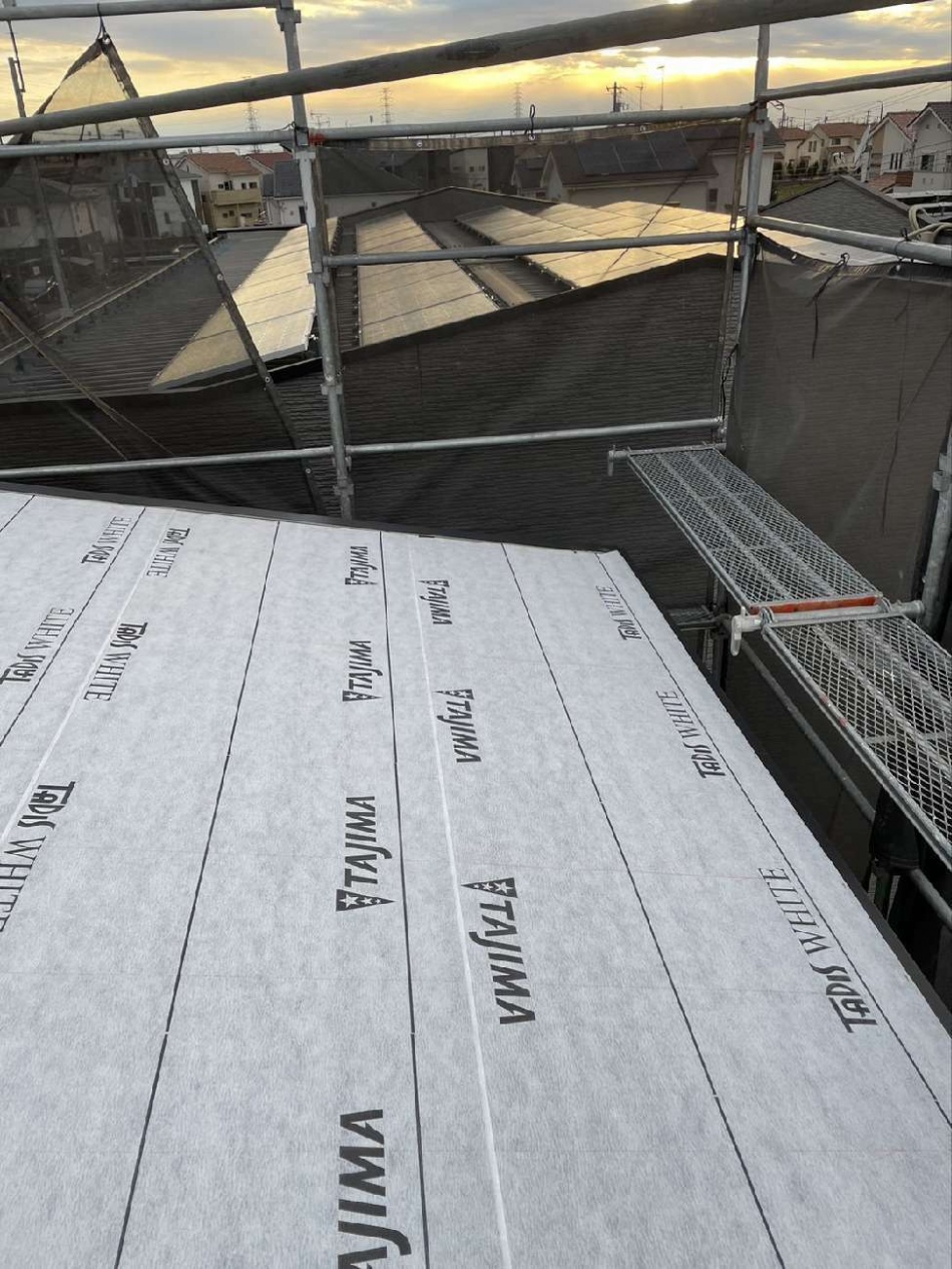 埼玉県吉川市M様賃貸ガレージハウス新築工事はルーフィング工事を行いました。