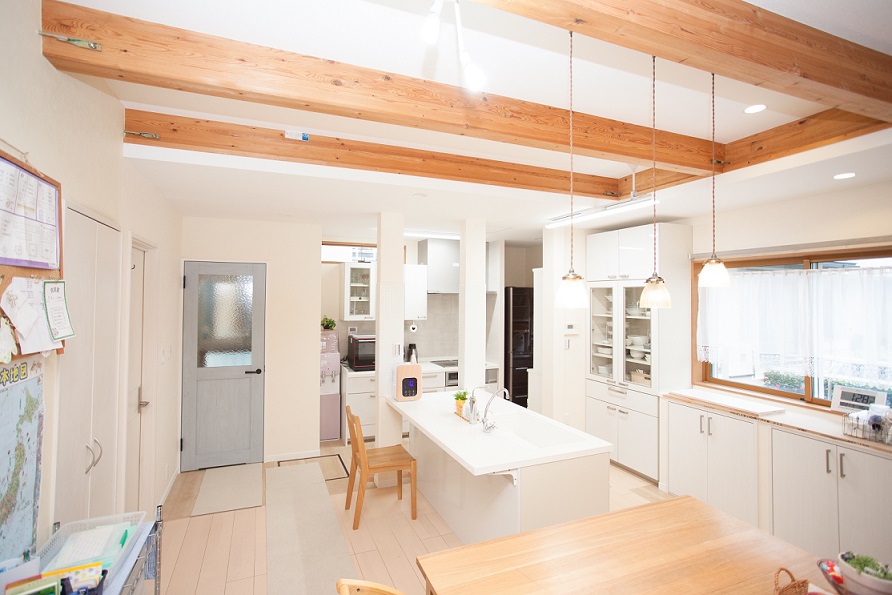 吉川市T様邸は内部リノベーション工事を行いました。