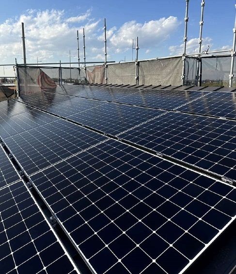 【埼玉県吉川市】S様邸注文住宅新築工事はマキシオン製太陽光パネル設置 14.0kW