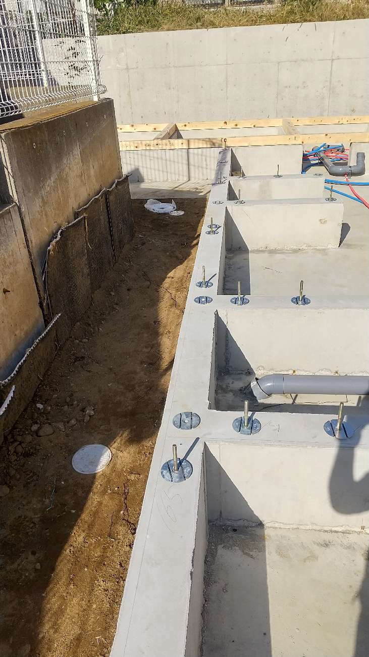 千葉県柏市M様邸注文住宅新築工事は減震金物を設置しました。