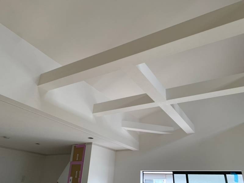 埼玉県吉川市M様ガレージハウス新築工事はクロス工事を行いました。