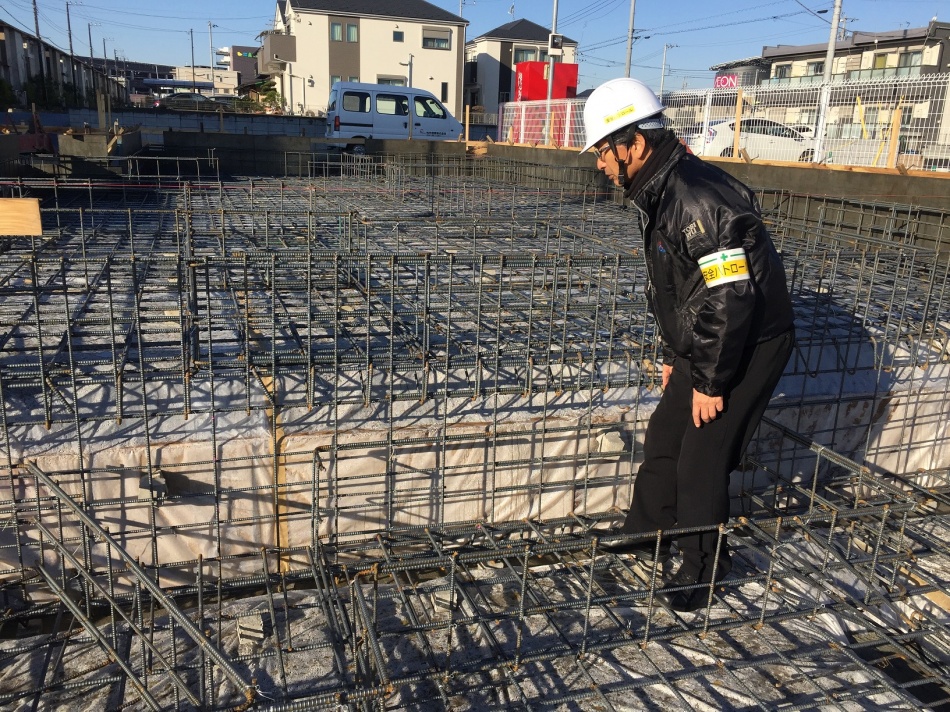 松井産業ではベテラン社員が建築現場の要所でチェックします。
