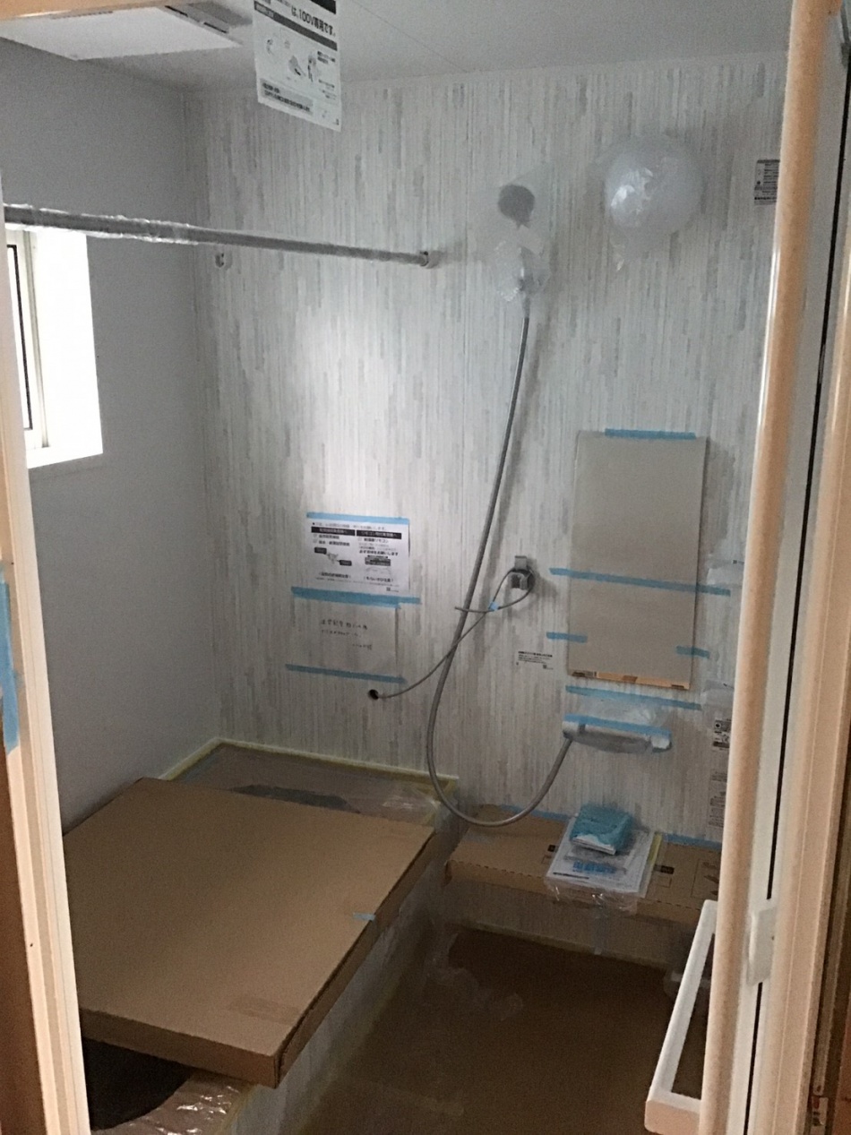 【吉川市】I様邸新築工事 ユニットバス設置