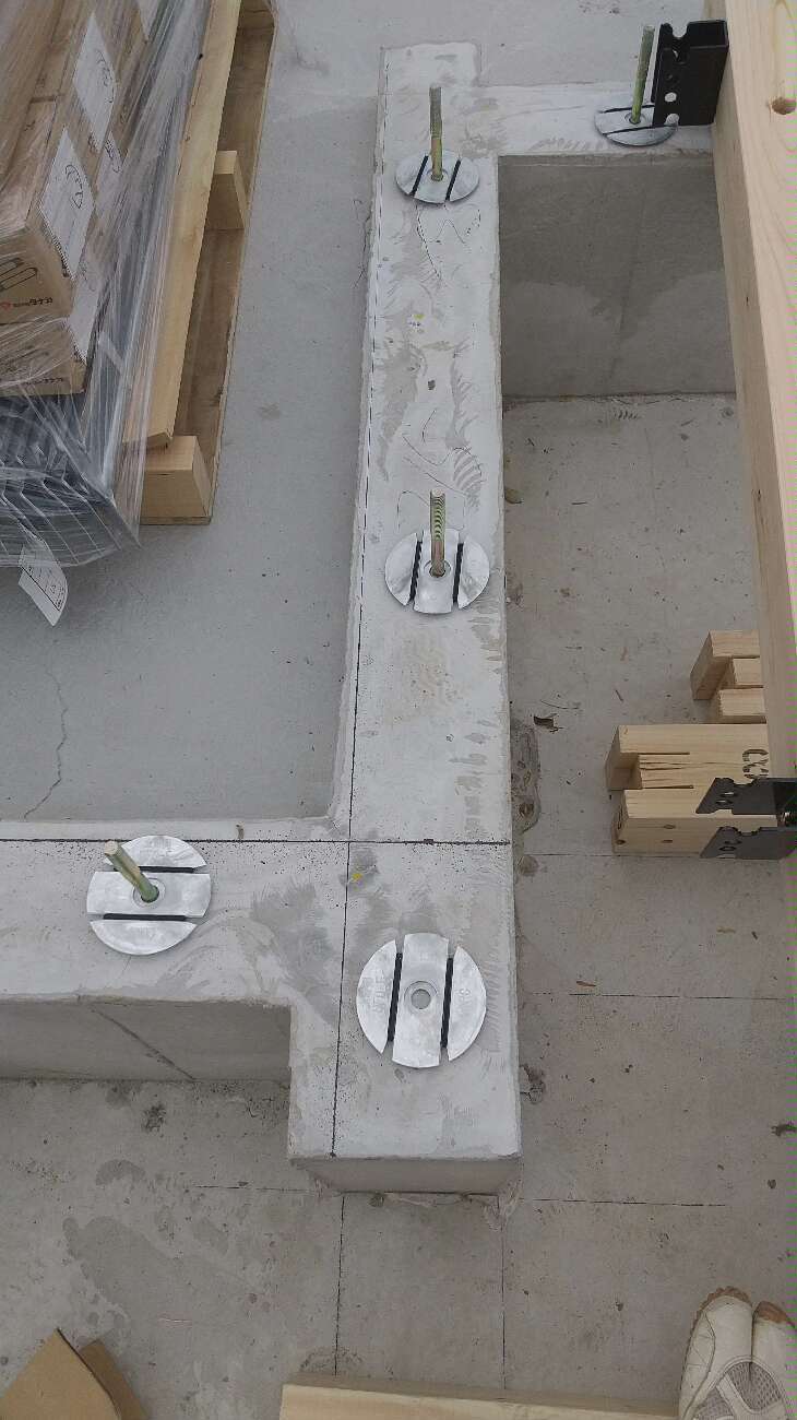 埼玉県吉川市Y様邸注文住宅新築工事は土台引き工事を行いました。