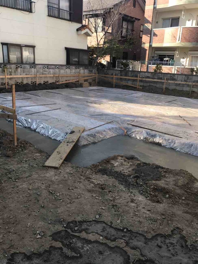 埼玉県吉川市T様邸注文住宅新築工事は基礎工事中です。