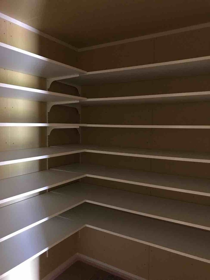 【埼玉県三郷市】U様邸注文住宅新築工事は玄関収納が取り付きました