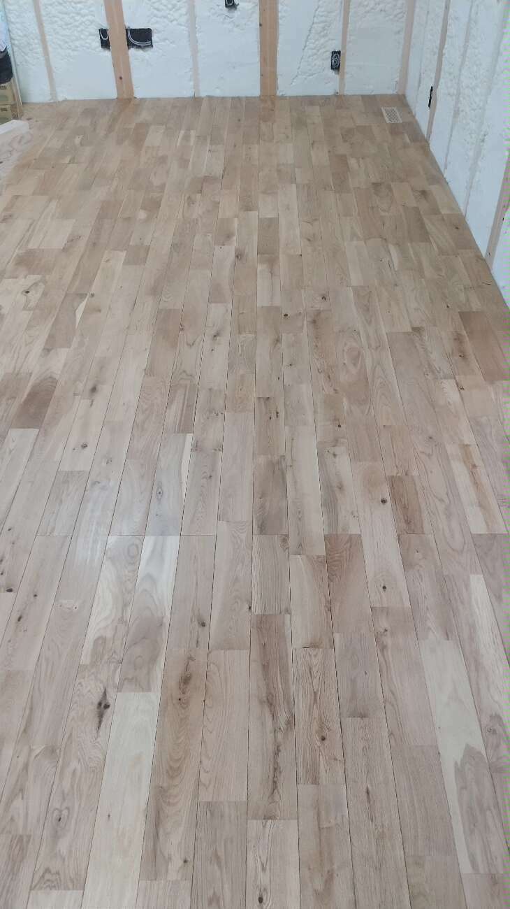 埼玉県三郷市A様邸注文住宅新築工事は床貼替工事を行いました。