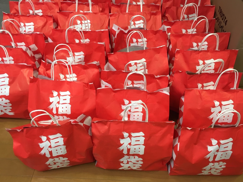 景品多数！明日は新春お得意様大感謝祭です。