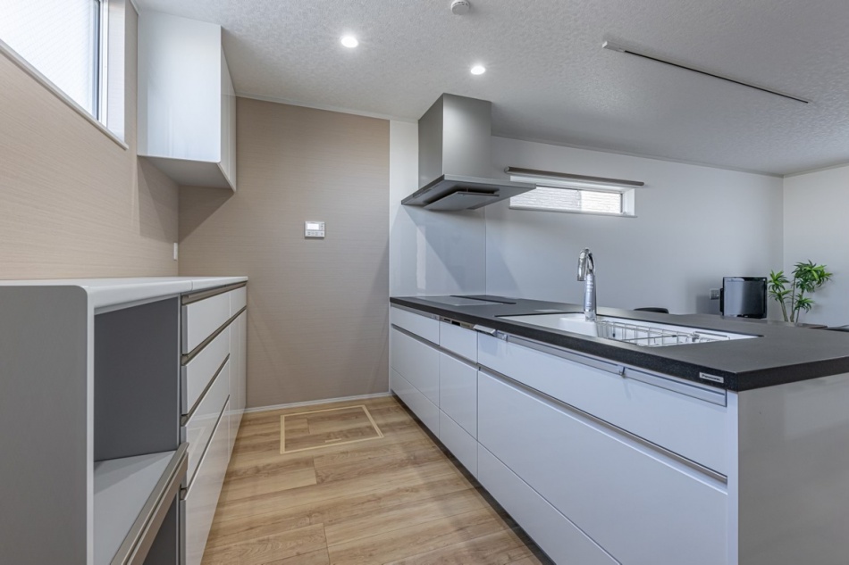 埼玉県吉川市S様邸注文住宅新築工事は内装クリーニング工事が完了しました。