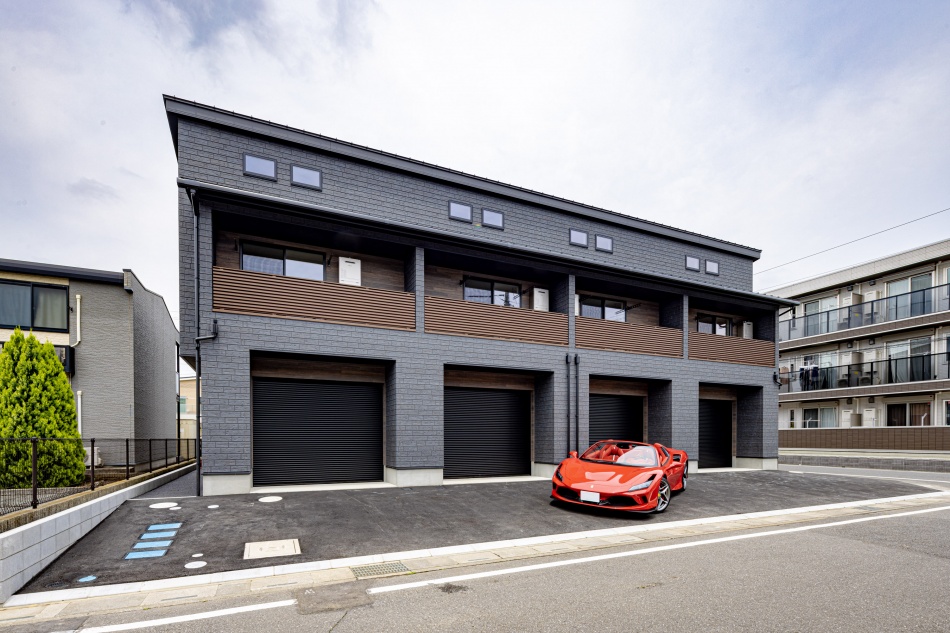 埼玉県吉川市ミライガレージ