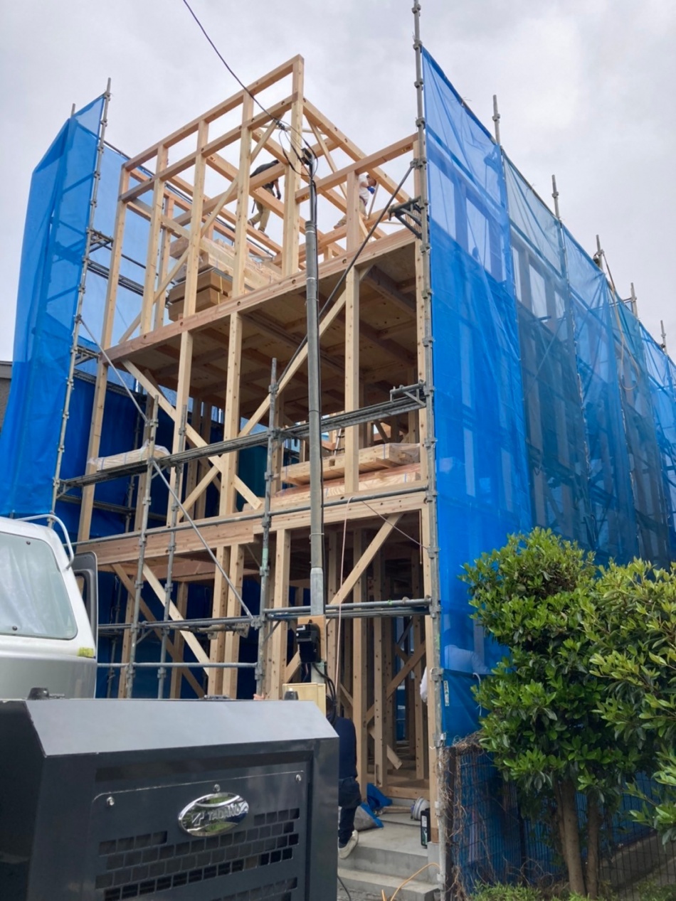 東京都足立区T様邸注文住宅新築工事は上棟しました。